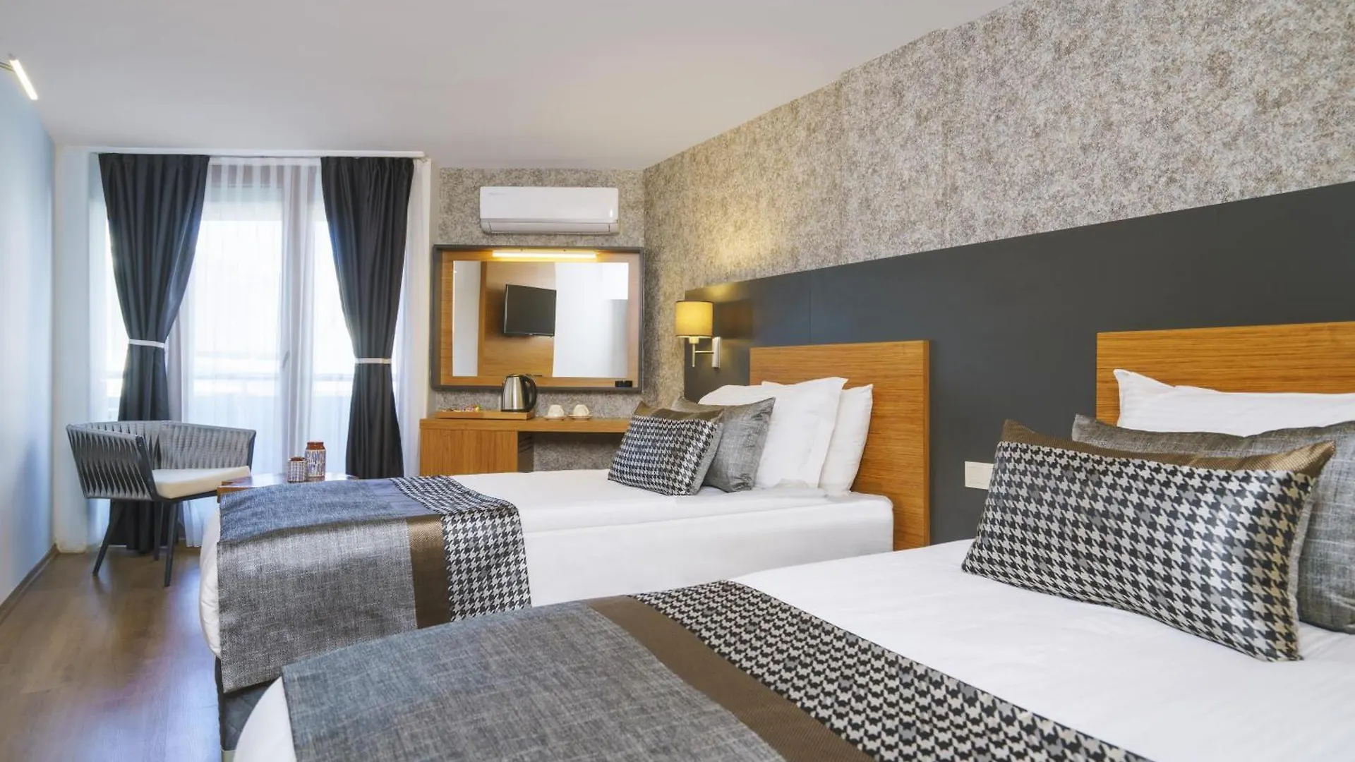 אנטליה Qinn Hotel טורקיה